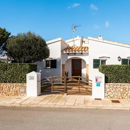 Menorca Lirio By Mauter קאלאן בוש